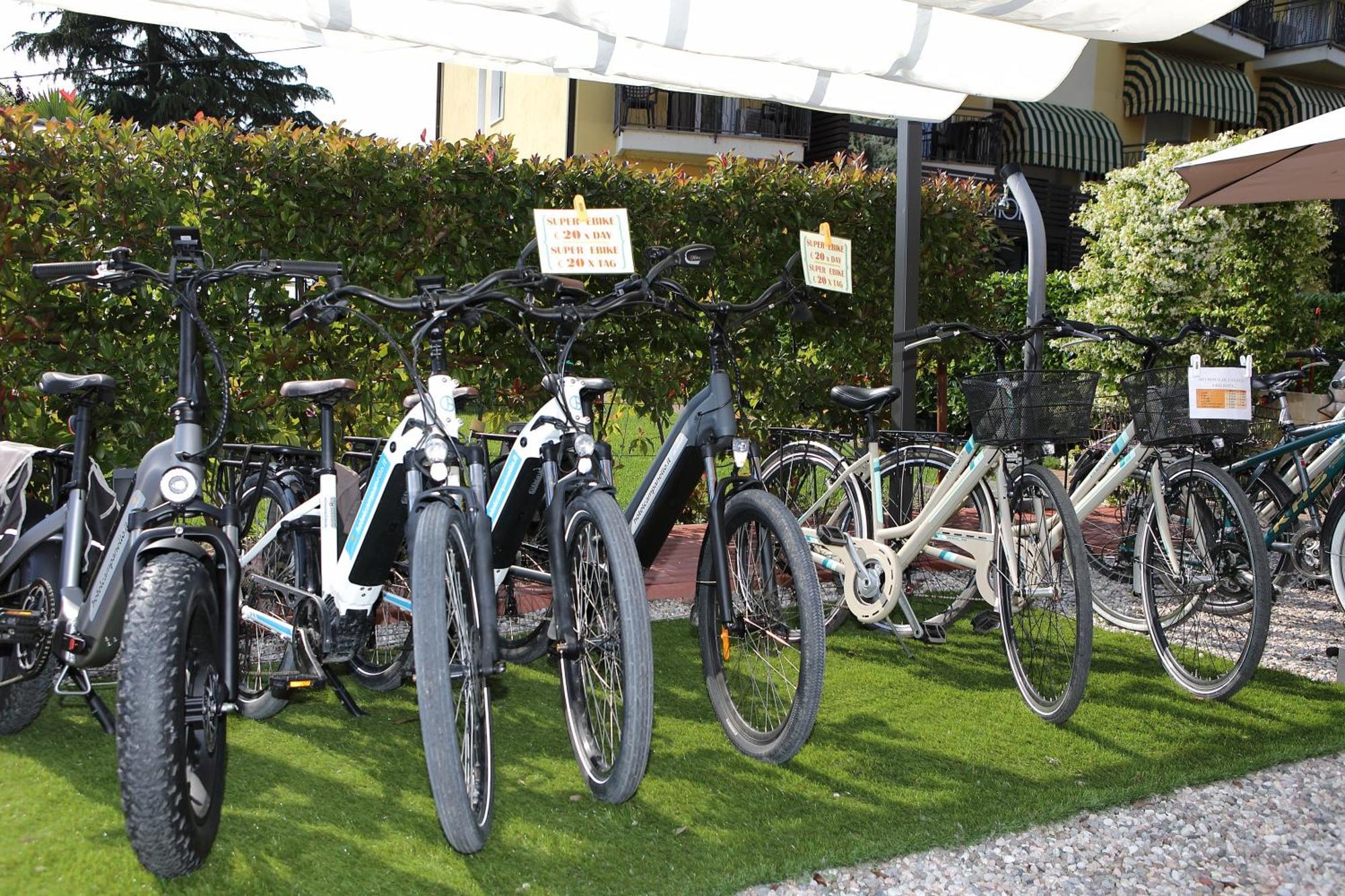 Hotel Campanello Castelnuovo del Garda Exteriör bild