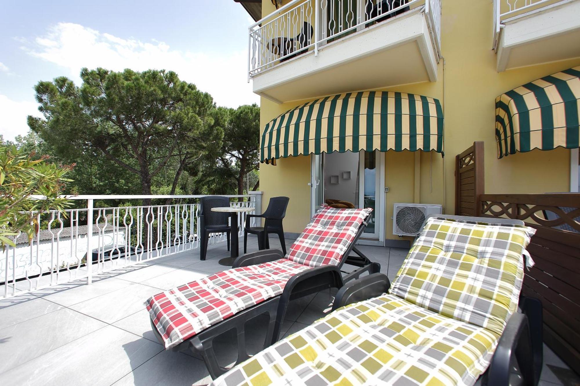 Hotel Campanello Castelnuovo del Garda Exteriör bild