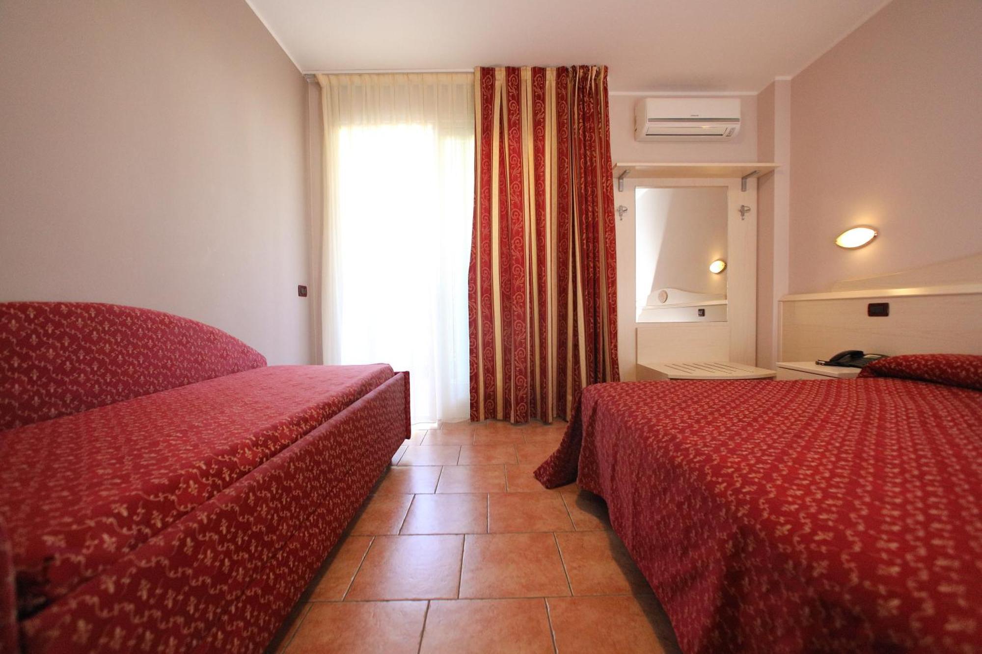 Hotel Campanello Castelnuovo del Garda Exteriör bild
