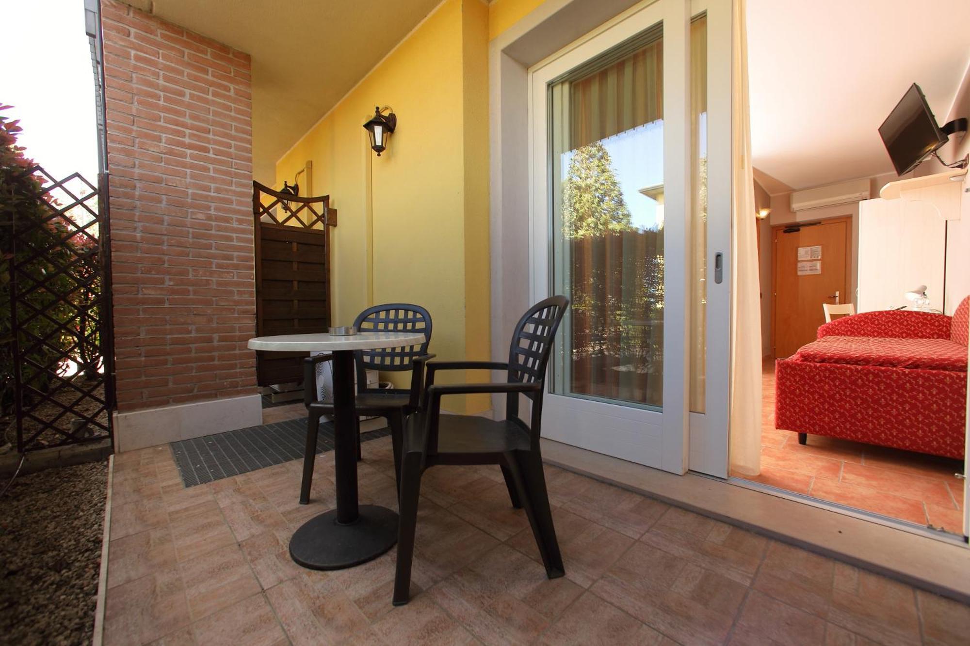 Hotel Campanello Castelnuovo del Garda Exteriör bild