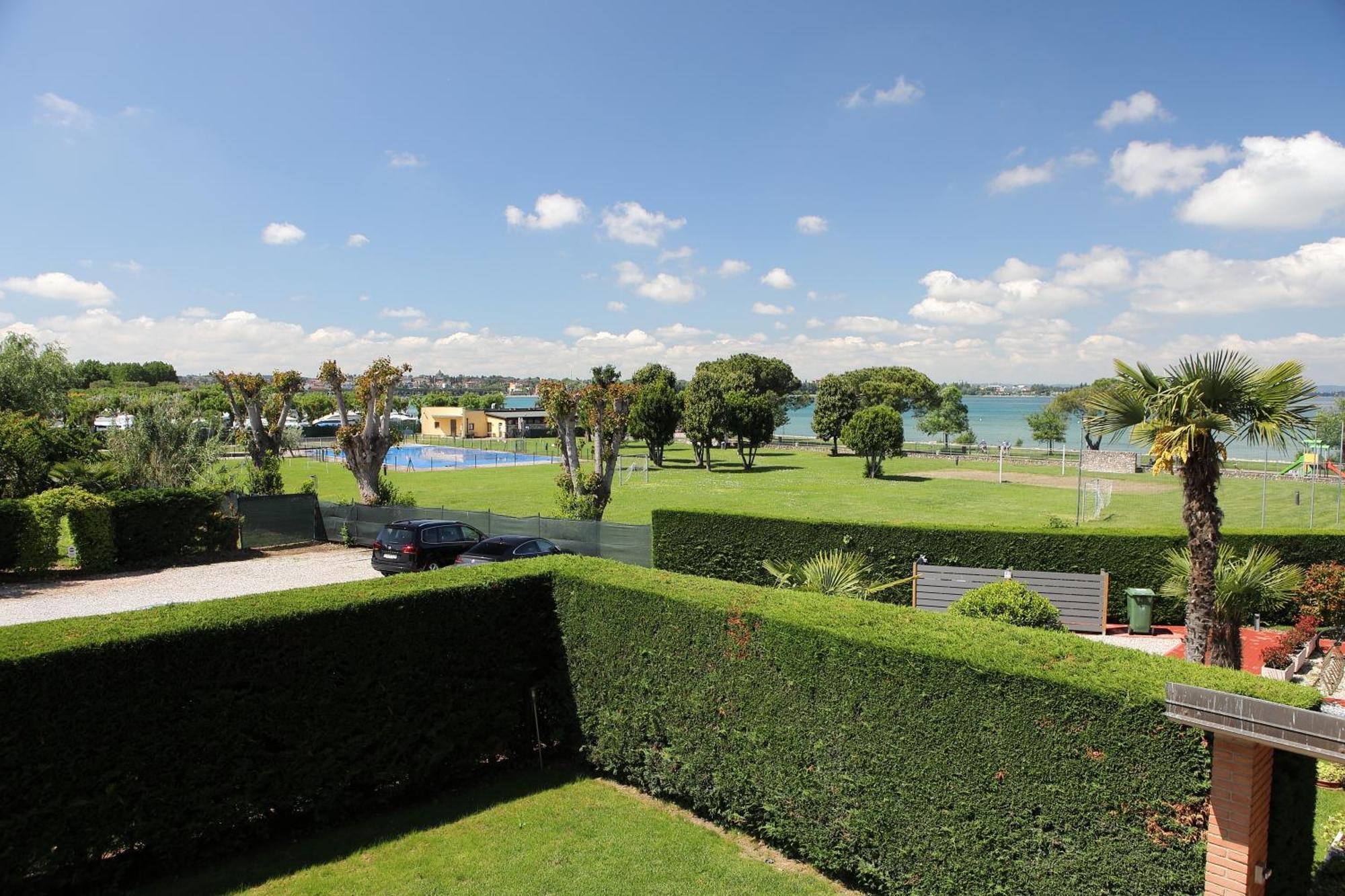 Hotel Campanello Castelnuovo del Garda Exteriör bild